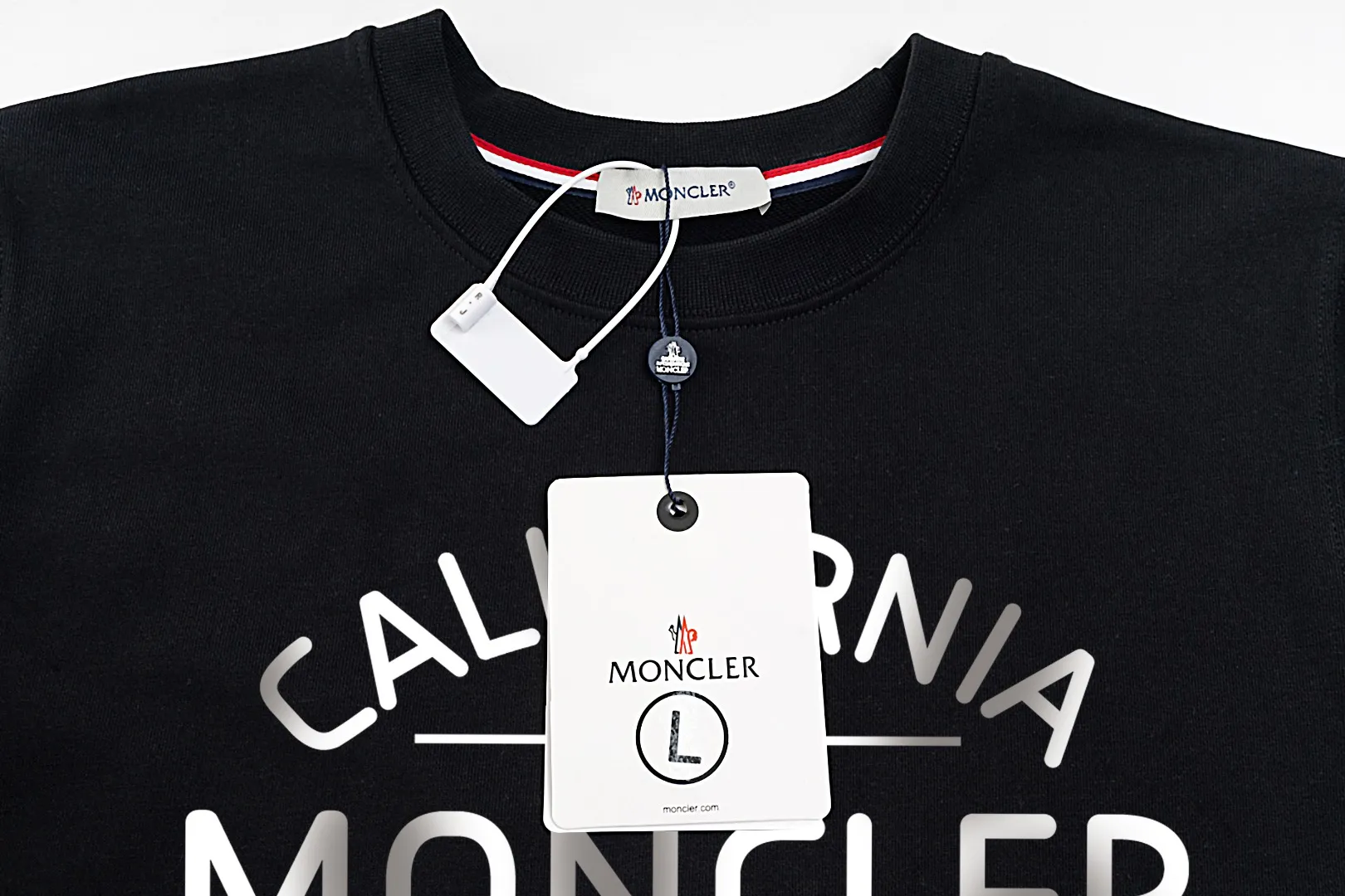 【 Quality】【 MONCLER】【In Stock 】 2024 New Arrival Premium 3D LOGO ， ， Premium ⚠️ ： 460 ， 21S 10S 26/2 1*1 ！ ， ， ， ， ， ！ Same Style ✔️ Same Style： ❗ ✔️【 Same Style， In Stock！】 ➡️Size：S M L XL XXL ➡️ ：Black White ⚠️Size Size